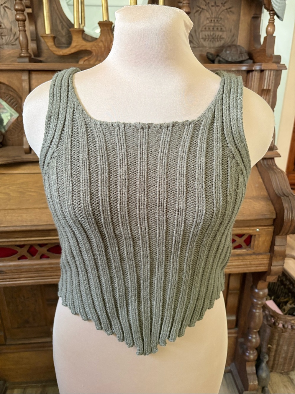 Gilded Intent Buckle Effortless Ribbed Knit Tank Top - Olive Green